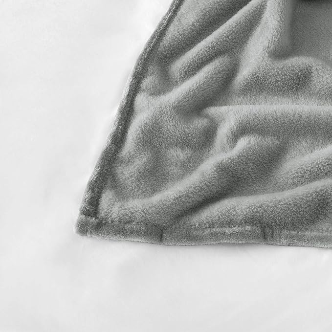 IR Imperial Rooms Fleece Blanket Twin Size 60 x 80 Inches - Super Soft Fluffy Light Grey Throw Blanket for Sofa and Bed - Warm and Cozy Lightweight 400 GSM Microfiber Bed Throws Blankets