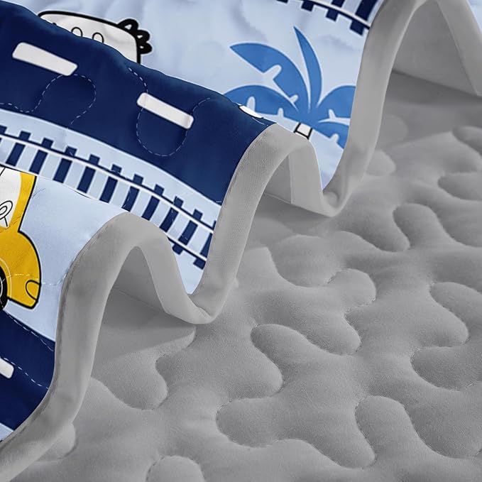 QOOMO Cartoon Car Quilt Set Full/Queen Size,Dinosaur Bedspread Coverlet Set,Vehicle 3Pcs Bedding Set Printed Quilt with 2 Pillowcases,Soft and Lightweight,for All Seasons