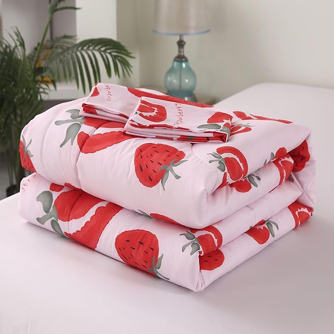 SDIII 3PCS Pink Strawberry Comforter Set Twin, Soft Microfiber Lightweight Pink Twin Comforter Set, Strawberry Bedding Quilt for Girls Boys Kids Teens