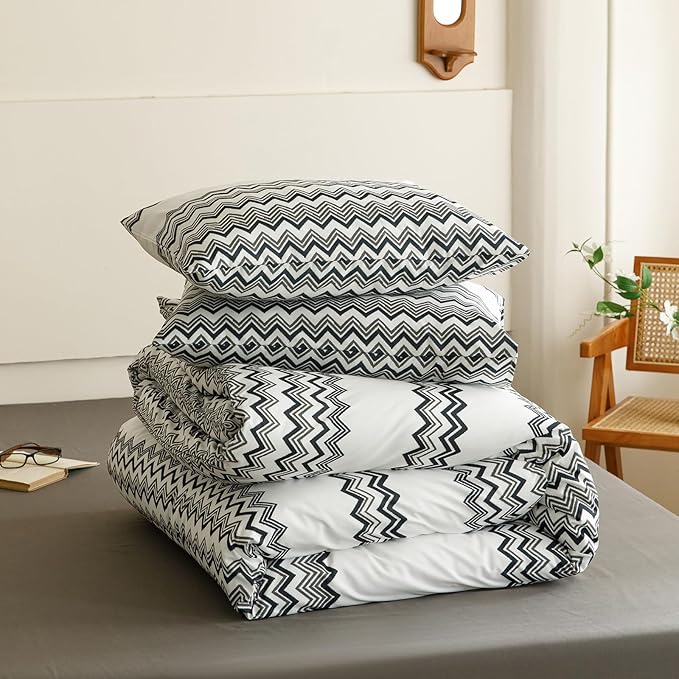 Wellboo Boho Black Striped Comforter Set California King Aztec Southwest Bedding Set Cal King Bohemian White Black Geometric Quilt Farmhouse Striped Aztec Folkloric Blankets White and Black Wavy Bed