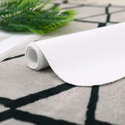 Flannel Protector Pad，100％ Waterproof Mattress Protector Pad, One Size, 34" X 54"
