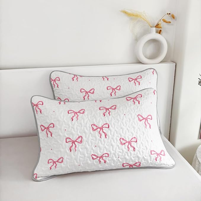 QOOMO Pink Bow Quilt Set King Size,Bowknot Bedspread Coverlet Set,Pink 3Pcs Bedding Set Printed Quilt with 2 Pillowcases,Soft and Lightweight,for All Seasons