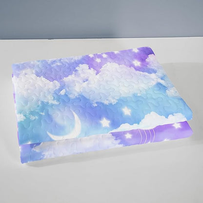 QOOMO Clouds Quilt Set Full/Queen Size,Galaxy Bedspread Coverlet Set,Moon and Star 3Pcs Bedding Set Printed Quilt with 2 Pillowcases,Soft and Lightweight,for All Seasons