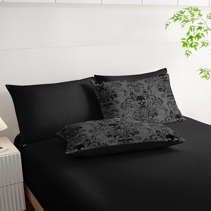 Black Skull Comforter Set 7 Piece Queen Size Bed in A Bag,Goth Bedding for Room Decor,Soft Western Comforter Boho Hippie Bedding with Fitted Sheet,Flat Sheet, Pillowcases & Shams