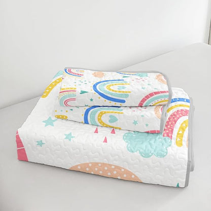 QOOMO Rainbow Quilt Set King Size,Colorful Rainbow Bedspread Coverlet Set,Cloud and Star 3Pcs Bedding Set Printed Quilt with 2 Pillowcases,Soft and Lightweight,for All Seasons