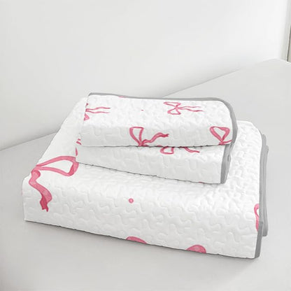 QOOMO Pink Bow Quilt Set Twin Size,Bowknot Bedspread Coverlet Set,Pink 3Pcs Bedding Set Printed Quilt with 2 Pillowcases,Soft and Lightweight,for All Seasons