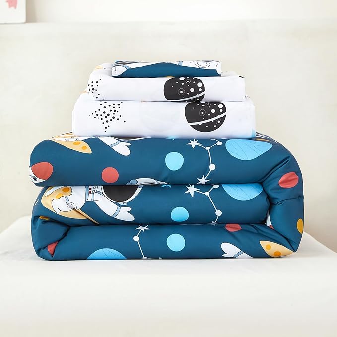 URBONUR 4-Piece Toddler Bedding Set for Boys Space Themed Rocket Astronaut Toddler Comforter Set with Sheets Soft Lightweight Perfect for Kids 2-6 Year Old Toddler Bed in a Bag