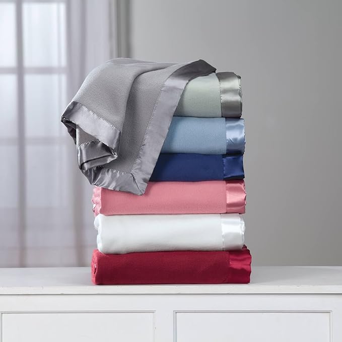 OakRidge Satin Fleece Blanket, Full/Queen, Twin or King Size – 100% Polyester Lightweight Fabric and Cozy Satin Binding Edges in Tightly Folding Travel Blanket, Burgundy