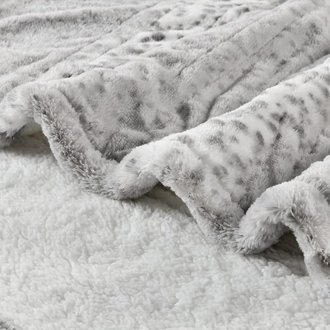 Bearhug Electric Blanket Heated Blanket Full Size 77"x 84" Warm Heating Blanket Gift Reversible Faux Fur & Sherpa 10 Heating Levels & 1-12H Auto Off, Machine Washable, Over-Heat Protect, ETL Certified