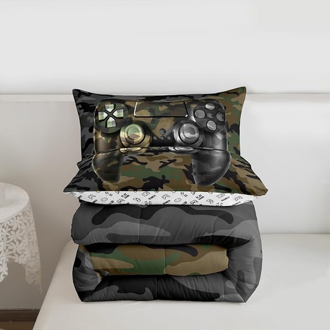 Kids Gamer Comforter Set Camouflage Gaming Bedding Set for Boys Teens Bedroom Green Black Camo Video Game Decor Comforter Gamer Console Quilt Set Full Size Duvet Quilted 3Pcs