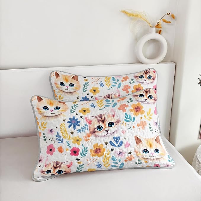 Kawaii Cat Quilt Set,Orange Cat Flowers Pattern Bed Set for Toddler Kids Girls Room Decor,Cute Bedding King Quilted Sets with 2 Pillowcases.