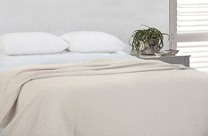 HILLFAIR 100% Combed Cotton Blanket– King Size Bed Blankets– Warm Soft All Season Breathable Lightweight Summer Blankets– Waffle Weave Home Decor Bed Blanket- Ivory King Bed Cotton Blankets/Bedcovers