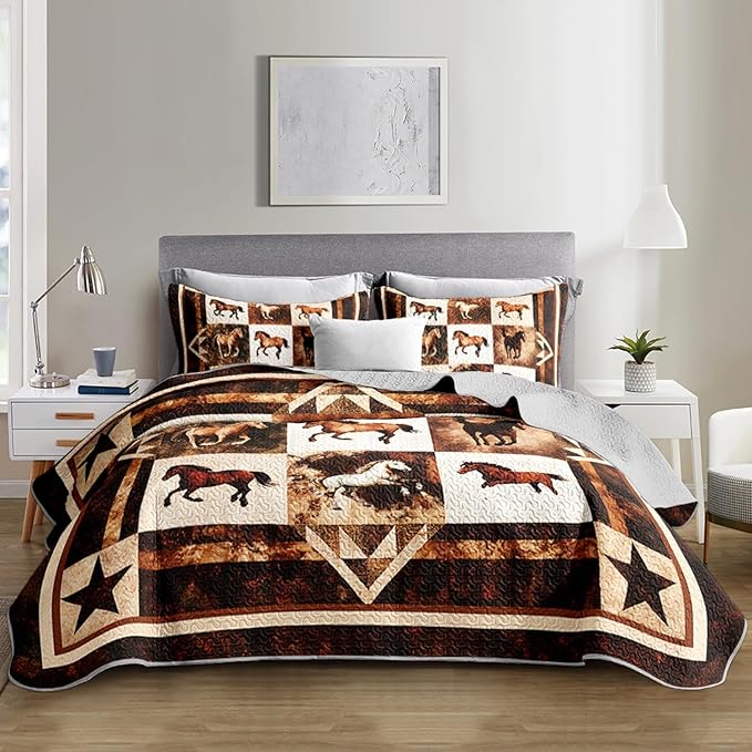 Western Brown Galloping Horse Quilt Bedding King 3Pcs Rustic Farmhouse Horse Bed Set Wild Animal Retro Grid Pattern Bedspread Coverlet with 2 Pillowcases for Kid Boy Girl Teen Adult Room Decor