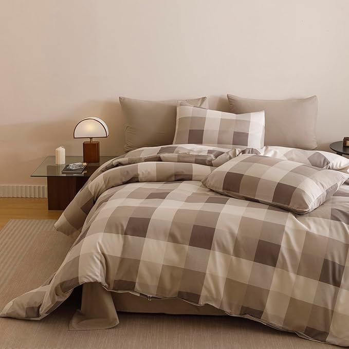 Wellboo Beige Plaid Comforter Sets Queen Size Light Brown and Taupe Checkered Bedding Comforters Modern Khaki Grid Quilt Blankets Women Men Beige Checkerboard Bedding Soft Luxurious Geometric Bed