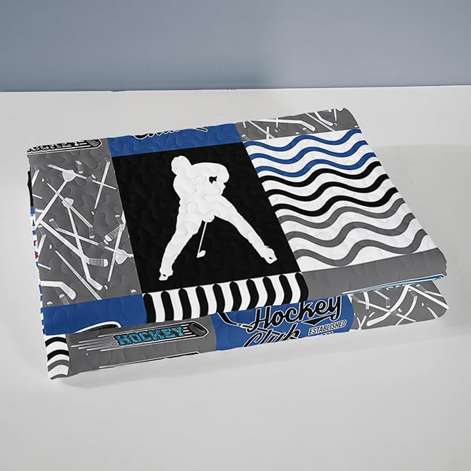 QOOMO Ice Hockey Quilt Set King Size,Sports Bedspread Coverlet Set,Ice Hockey Player 3Pcs Bedding Set Printed Quilt with 2 Pillowcases,Soft and Lightweight,for All Seasons