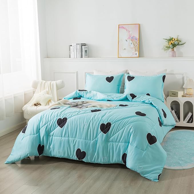 Caressma Love Pattern Girls Comforter Set Queen Size, Sky Blue Cute Love Heart Print Comforter Bedding Set for All Seasons, Geometric Soft Microfiber 3 Pieces Comforter Set with Pillowcases