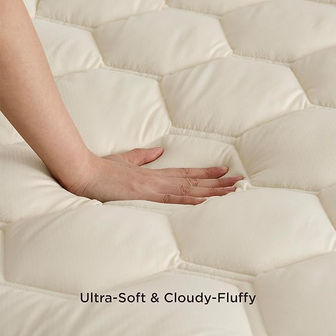 Bedsure Beige Queen Mattress Pad - Quilted Fitted Mattress Topper Protector with 8-21 Inches Deep Pocket, Noiseless Breathable Bed Cover Padded, Machine Washable, Beige, 60x80 Inches