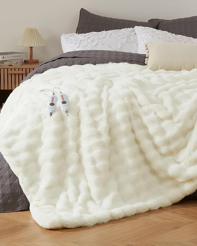 GarveeHome Heated Blanket King, Dual Control Faux Fur Electric Heating Blanket with 4 Heat Settings, Soft Bubble Blanket with 8 Hour Auto-Off & Overheat Protection, for Gifts Home Couch or Bed, White