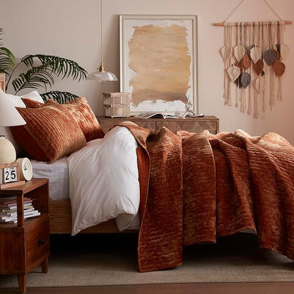 LEAONME Velvet Quilt King Size 98''x106'', Lightweight Burnt Orange Velvet Comforter Set with 2 Matching Shams, Soft Cross Stitch Bedspread Coverlet Bedding Set for All Season