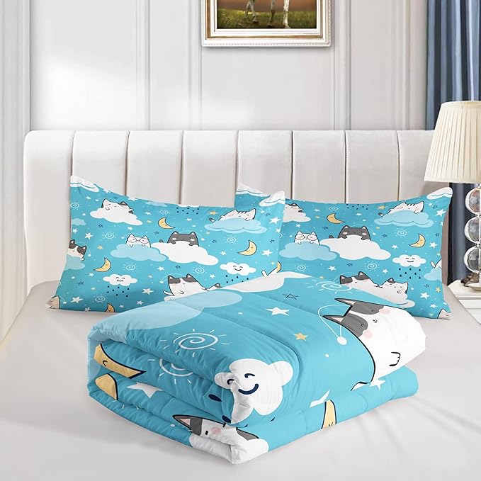 QOOMO Cat Comforter Full Size,Blue Cloud Cats Comforter Set for Kids Teens Girls Boys,3Pcs Bedding Set Printed Comforter with 2 Pillowcases,Down Alternative,Soft and Lightweight，Full Size