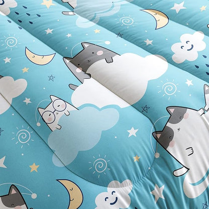 QOOMO Cat Comforter Full Size,Blue Cloud Cats Comforter Set for Kids Teens Girls Boys,3Pcs Bedding Set Printed Comforter with 2 Pillowcases,Down Alternative,Soft and Lightweight，Full Size