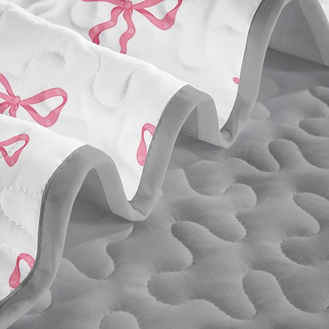 QOOMO Pink Bow Quilt Set King Size,Bowknot Bedspread Coverlet Set,Pink 3Pcs Bedding Set Printed Quilt with 2 Pillowcases,Soft and Lightweight,for All Seasons