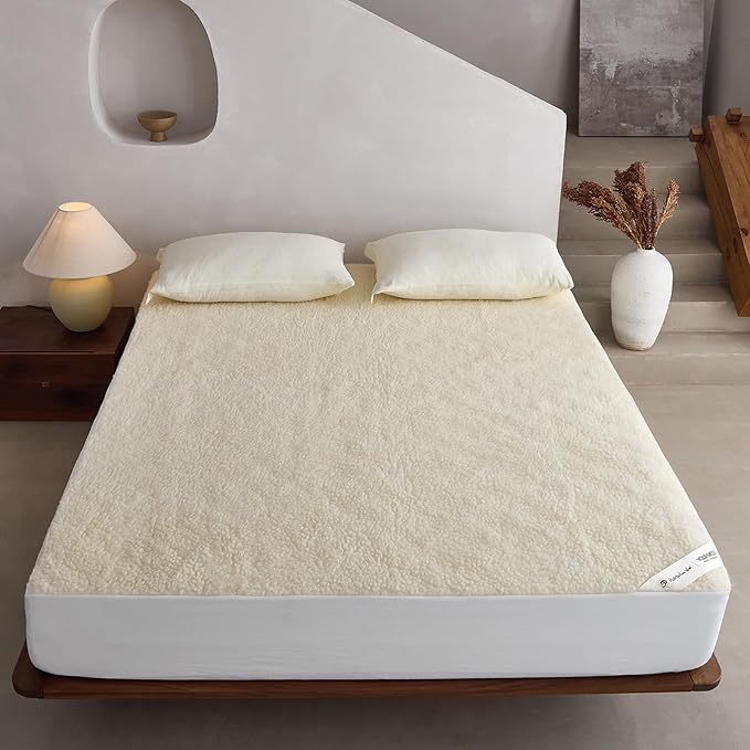 YOUR MOON Wool Fleece Mattress Pad King – Organic Australian Wool Plush Mattress Topper, 370GSM Velvet Breathable Bed Mattress Cover with 16" Deep Pocket, 78"x80", White