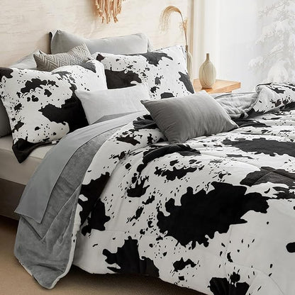 Petrichor Velvet Flannel Queen Comforter Set-Cow Print Western Style Blanket,Luxury Fuzzy Heavy Bedding Set, 3 Pieces Plush Winter Bed Set with Comforter (90"x90") & 2 Pillow Shams (20"x26")