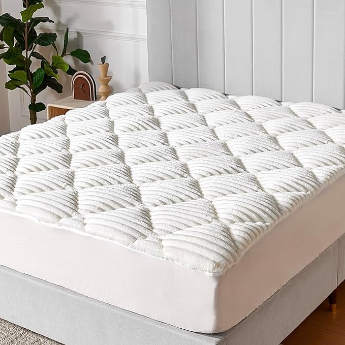 Novilla Full Soft Mattress Topper, Fluffy Pillow Top Mattress Pad for Cold Sleepers, Quilted Mattress Protector with Deep Pocket, Fits 8-21" Mattresses, Machine Washable