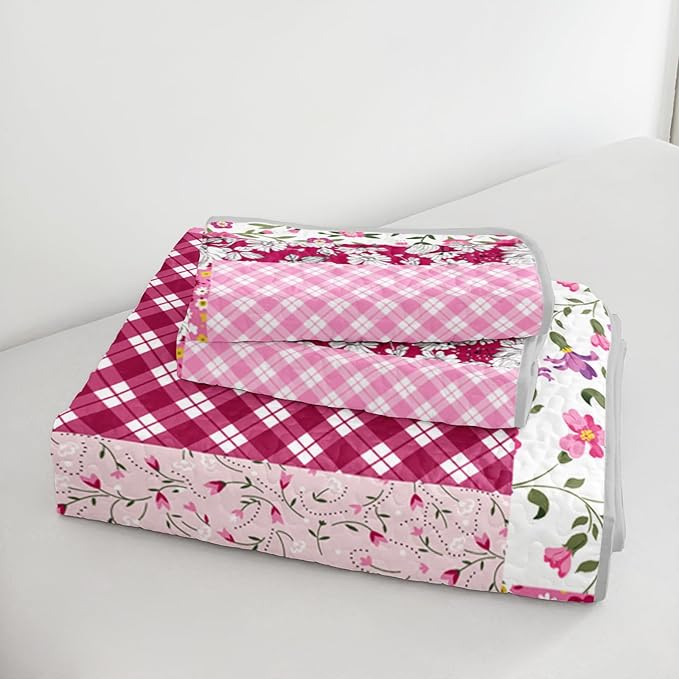 QOOMO Patchwork Quilt Set Twin Size,Boho Bedspread Coverlet Set,Pink Floral 3Pcs Bedding Set Printed Quilt with 2 Pillowcases,Soft and Lightweight,for All Seasons