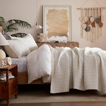 LEAONME Velvet Quilt Set Full/Queen Size 90''x98'', Lightweight White Velvet Comforter Set with 2 Matching Shams, Soft Cross Stitch Bedspread Coverlet Bedding Set for All Season