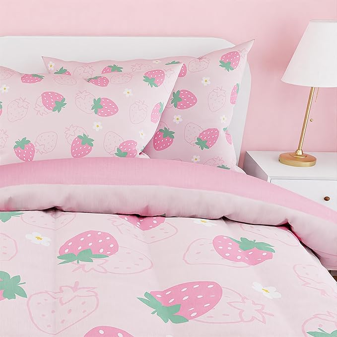 SANDJEST Strawberry Comforter Set Twin Size 68x86in for Kids Girls, Microfiber 3 Pcs Bedding Set Includes 1 Comforter, 1 Pillowcase, 1 Fitted Sheet, Nursery Room Decor