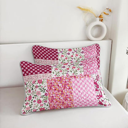 QOOMO Patchwork Quilt Set Full/Queen Size,Boho Bedspread Coverlet Set,Pink Floral 3Pcs Bedding Set Printed Quilt with 2 Pillowcases,Soft and Lightweight,for All Seasons