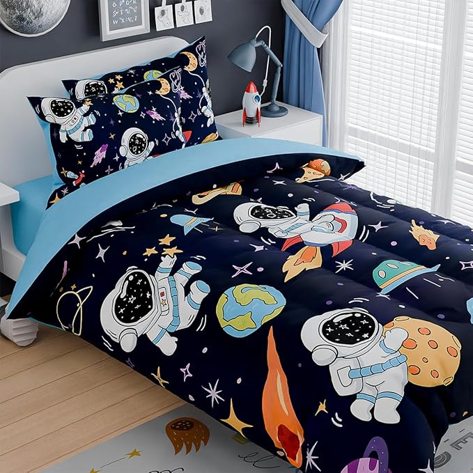 SANDJEST Astronaut Bedding Sets for Boys, Ultra Soft Microfiber Comforter Set with 3-Pieces, Comforters Sets for Kids Children Boy Bedroom Decor