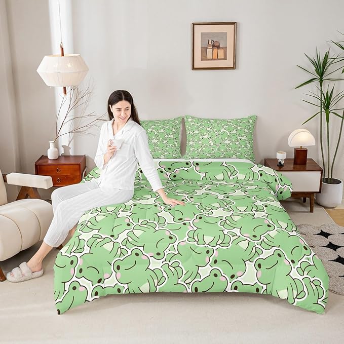 Cute Frog Kids Comforter Set King Size,Cartoon Animals Bedding Set 3pcs for Boys Girls Teens Bedroom Decor,Summer Natural Quilt Set Green Watercolor Duvet Insert with 2 Pillowcases