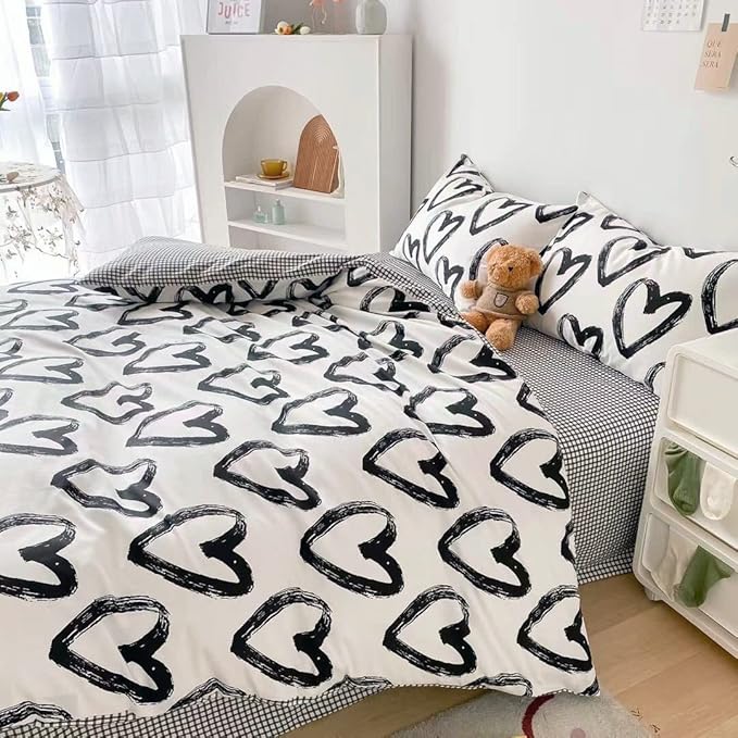 Wellboo Love Comforter Sets Twin Black and White Bedding Comforters Cotton Women Girls Heart Shaped Bed Quilts Brush Ink Love Pattern Quilts Adults Girls Modern Kawaii Black White Dorm Comforters