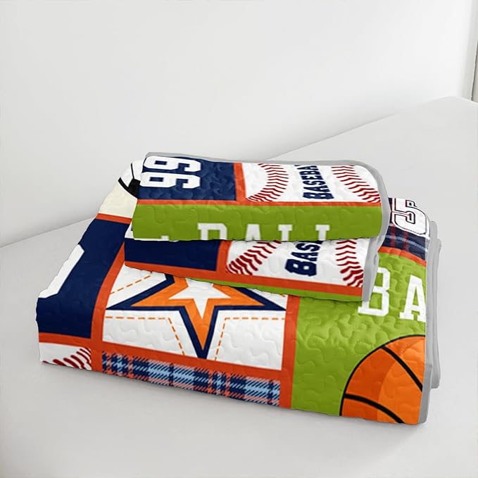 QOOMO Sports Quilt Set King Size,Basketball Bedspread Coverlet Set,Football 3Pcs Bedding Set Printed Quilt with 2 Pillowcases,Soft and Lightweight,for All Seasons