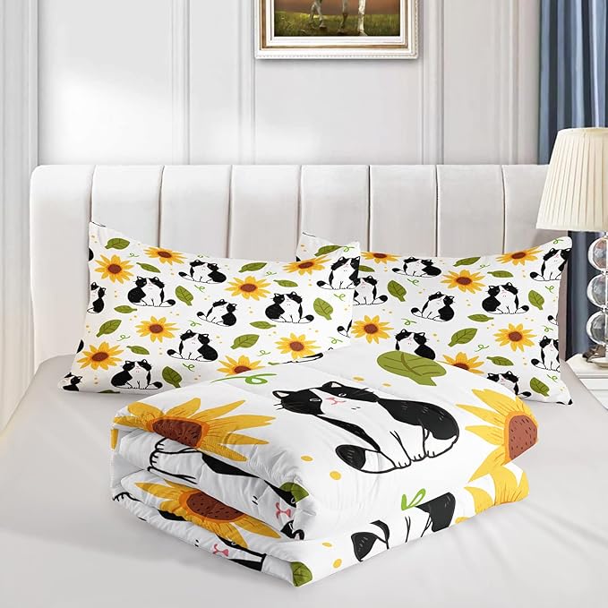QOOMO Kawaii Cat Comforter Full Size,Sunflower Cat Comforter Set for Kids Teens Girls Boys,3Pcs Bedding Set Printed Comforter with 2 Pillowcases,Down Alternative,Soft and Lightweight，Full Size
