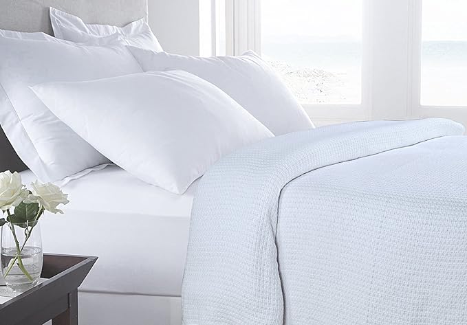 HILLFAIR 100% Combed Cotton Blanket– Twin XL Bed Blanket– Soft Cozy Warm Multipurpose Throws for Luxury Home Decor– 66 x 90 inch Twin XL Size Cotton Blankets for Beds- Blankets for All Season- White