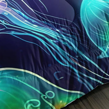 Beach Bedding Colorful Jellyfish Print King Size Comforter Set,Glowing Jellyfish Comforter Set for Kids Girls Boys Room Decor,Ocean Underwater Animal Bedding Set with 2 Pillowcases.