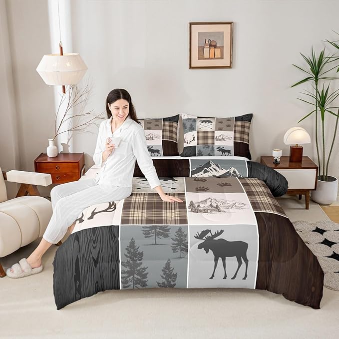 Hunting Camper Comforter Set Queen Size Bear Elk Arrow Wild Animals Bedding Set Kids Boys Teens Women Rustic Farmhouse Cabin Home Decor 3pcs,Retro Geometric Stripes Plaid Duvet Insert,Brown Grey