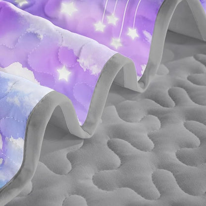QOOMO Clouds Quilt Set Twin Size,Galaxy Bedspread Coverlet Set,Moon and Star 3Pcs Bedding Set Printed Quilt with 2 Pillowcases,Soft and Lightweight,for All Seasons