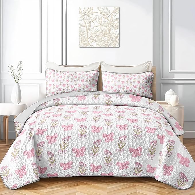 QOOMO Pink Bow Quilt Set Full/Queen Size,Bowknot Bedspread Coverlet Set,Floral 3Pcs Bedding Set Printed Quilt with 2 Pillowcases,Soft and Lightweight,for All Seasons