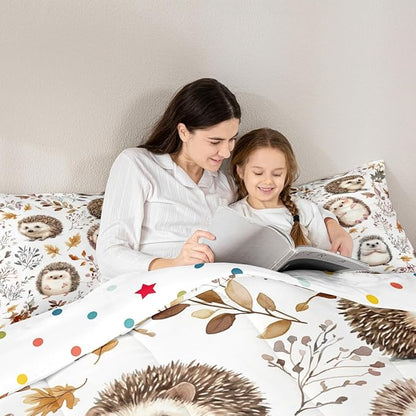 Cartoon Hedgehog Kids Toddler Comforter Set,Watercolor Autumn Leaves Plants Bedding Set for Boys Girls Teens,Cartoon Wild Animals Rustic Style Quilted Comforter with 1 Pillowcase 2 Pcs