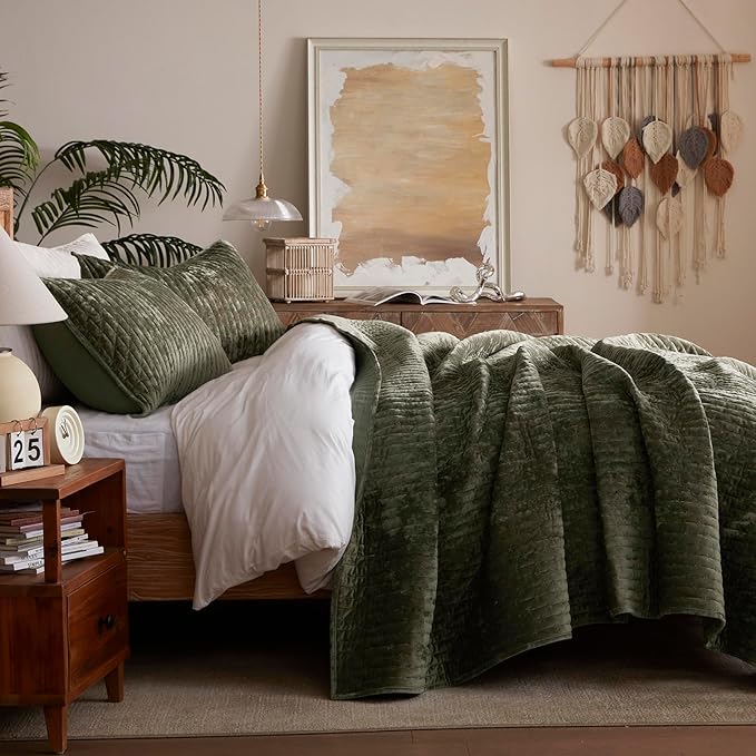 LEAONME Oversized King Quilt 120''x120'', Lightweight Olive Green Velvet Comforter Set with 2 Matching Shams, Soft Cross Stitch Bedspread Coverlet, Oversized King Bedding Set for All Season