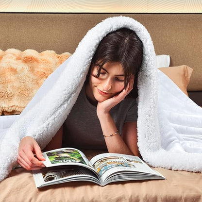 KAWAHOME Sherpa Fleece King Size Blanket for Bed - Extra Warm and Heavy Thick Blankets for Winter, Super Soft 500GSM Plush Blanket, 108" X 90" White