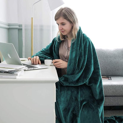 IR Imperial Rooms Fleece Blankets Queen Size 90x90 Inches - Super Soft Fluffy Throw Blanket for Sofa and Bed - Warm and Cozy Lightweight 400 GSM Microfiber Bed Throws Blankets (Queen, Emerald)