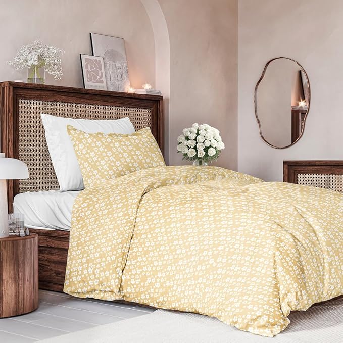 Duvet Cover Twin/Twin XL Size Set - Extra Soft Floral Duvet Cover 68 x 90 with 1 Pillow Sham - Comfy, Breathable Floral Bedding Set - Hotel Luxury & Fade Free w/ Zipper Closures & Ties - Yellow Meadow
