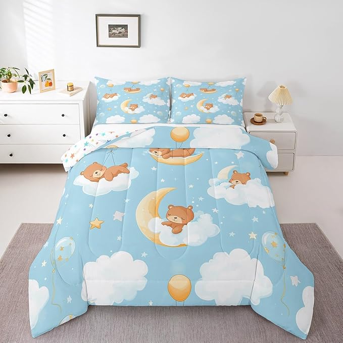 Cute Bear Bedding Set Queen Size Cartoon Childlike Style Comforter Set for Girls Boys Room Decor Hand Drawn Moon Clouds Down Comforter Starry Star Sky Quilt Set with 2 Pillowcases