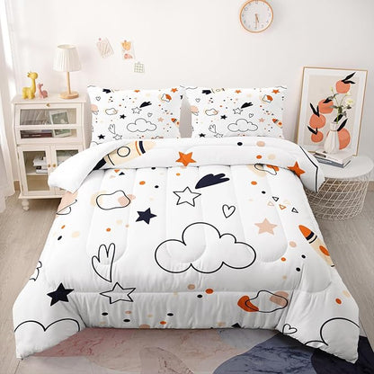 Space Comforter Set Full Size for Kids Teens and Adults Cartoon Rockets and Clouds Printed Quilt Set for Bedroom 100% Soft Microfiber All Season Print Quilt Set with 1 Comforter and 2 PillowCases